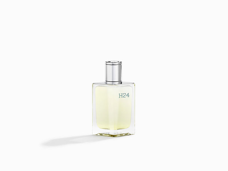 اكتشف مسارات جديدة مع عطر H24 الجديد